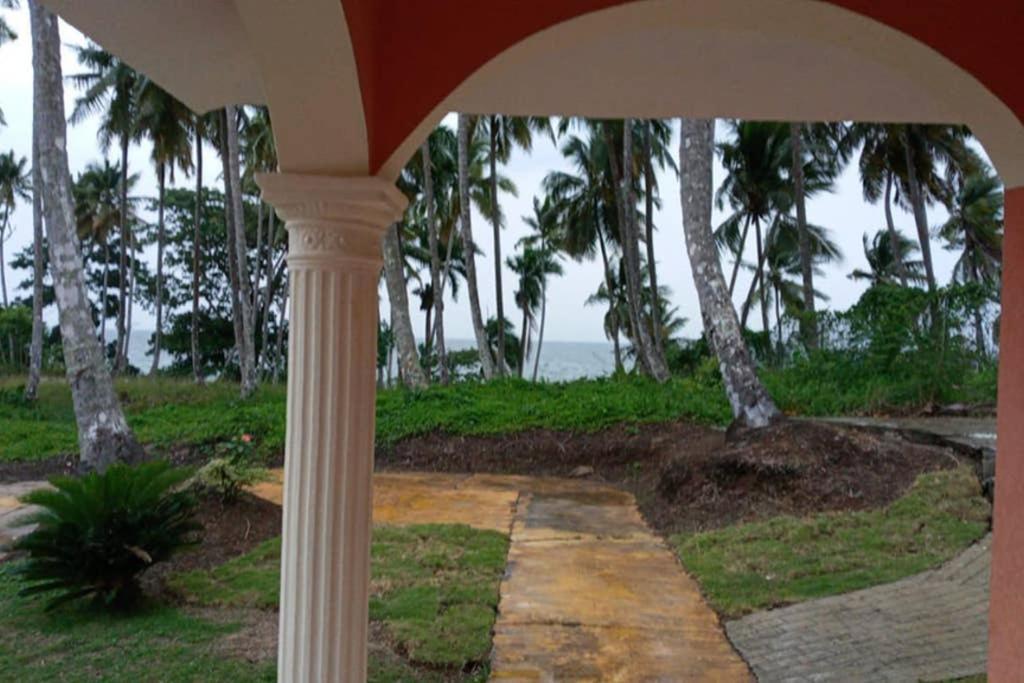 Villa Frente Al Mar - Primera Linea De Playa Лос-Робалос Экстерьер фото